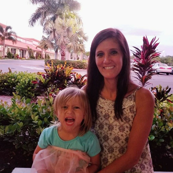 About your Posher - Picture 1 of 8